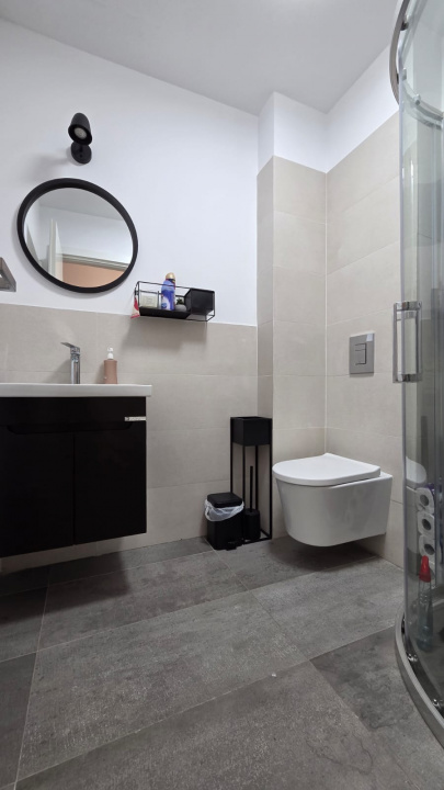 3 camere de vanzare Iancu Nicolae