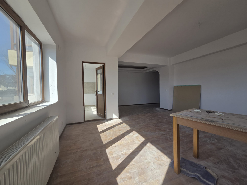 Apartament 3 camere de vânzare – Pantelimon, Str. Olimp nr. 8